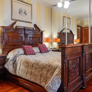 2* Affittacamere Regal House Navigatori 23