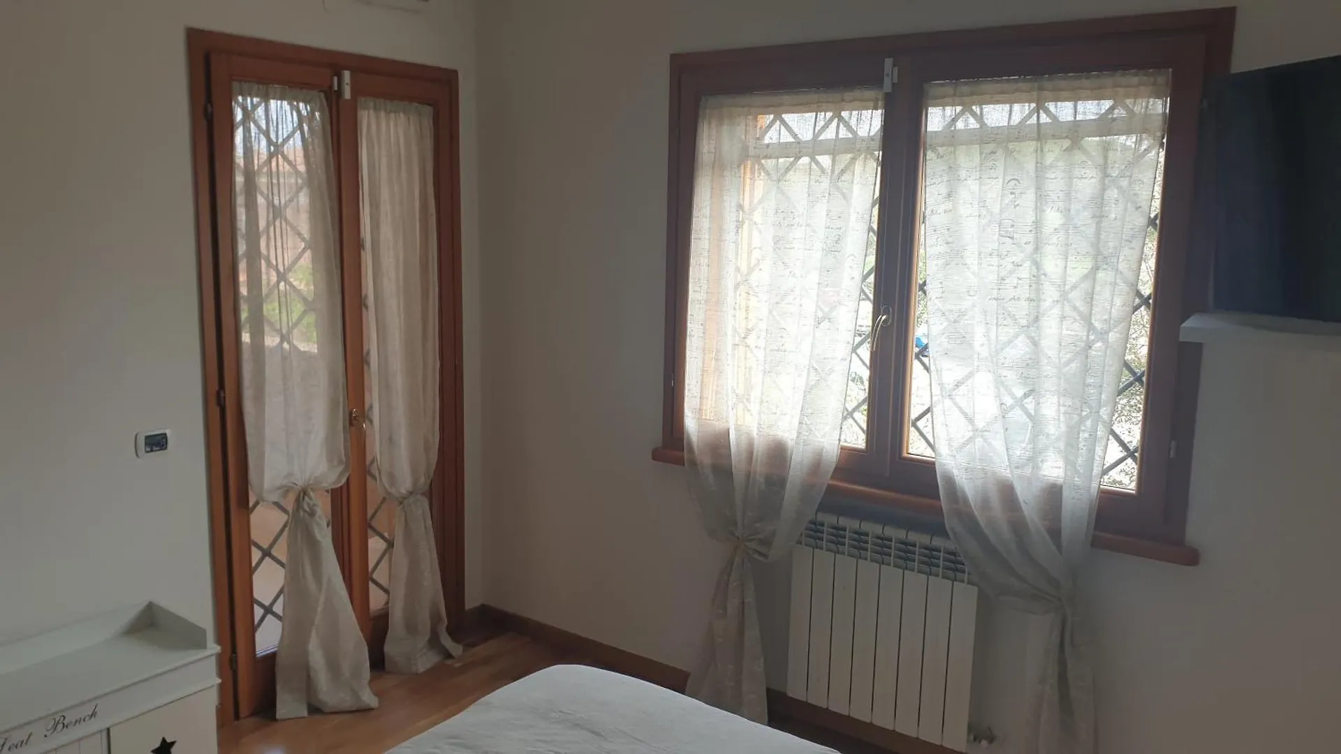Villa Domus Roma 0*, Rome Italy