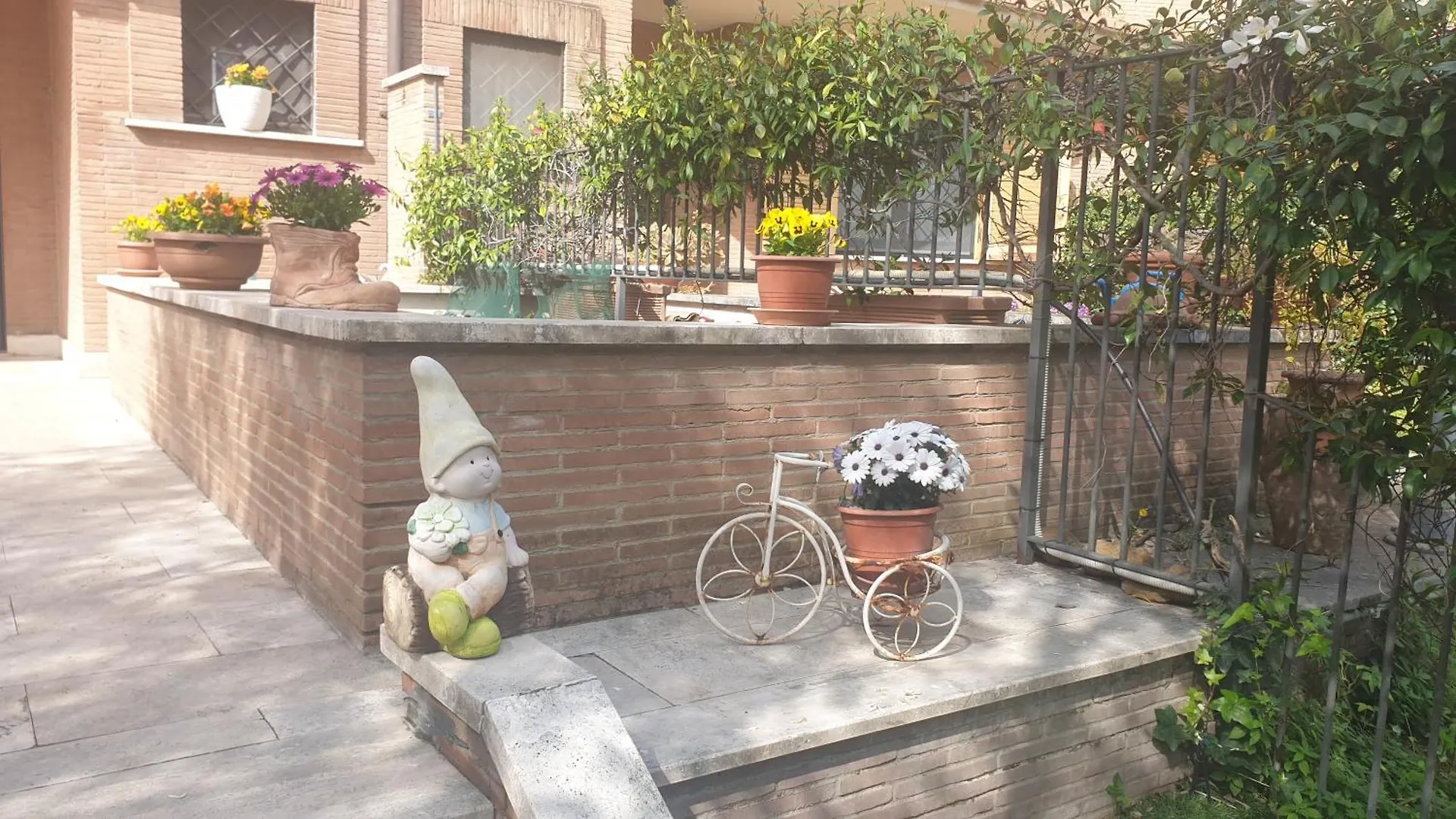 Villa Domus Roma Italy